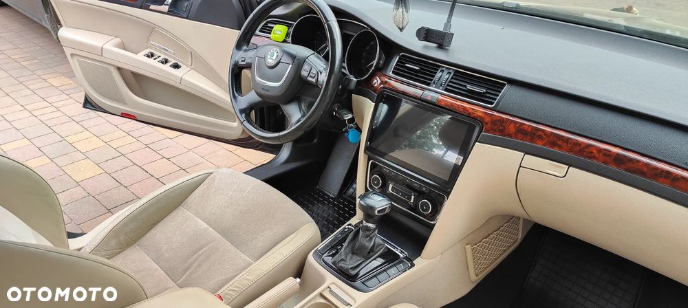 Skoda Superb 3.6 FSI 4x4 Elegance DSG - 29