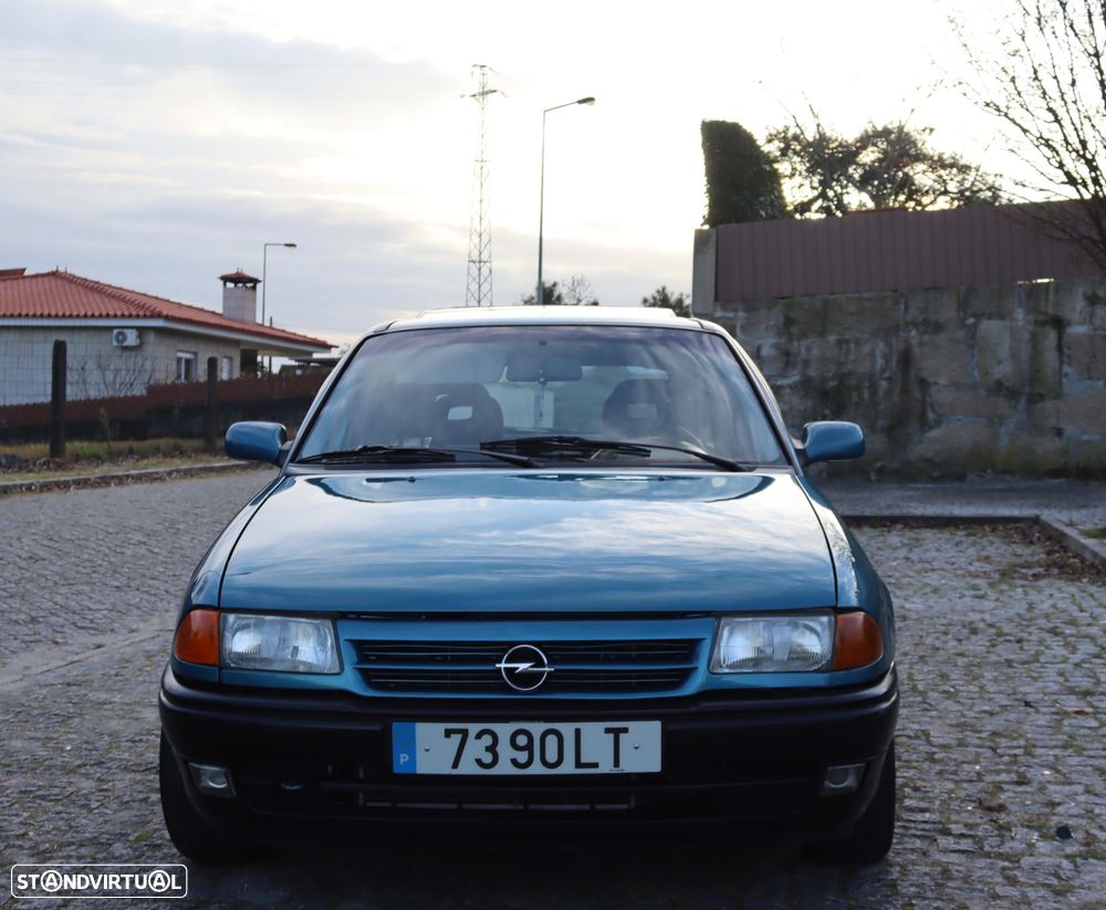 Opel Astra 1.7 TD GLS - 2