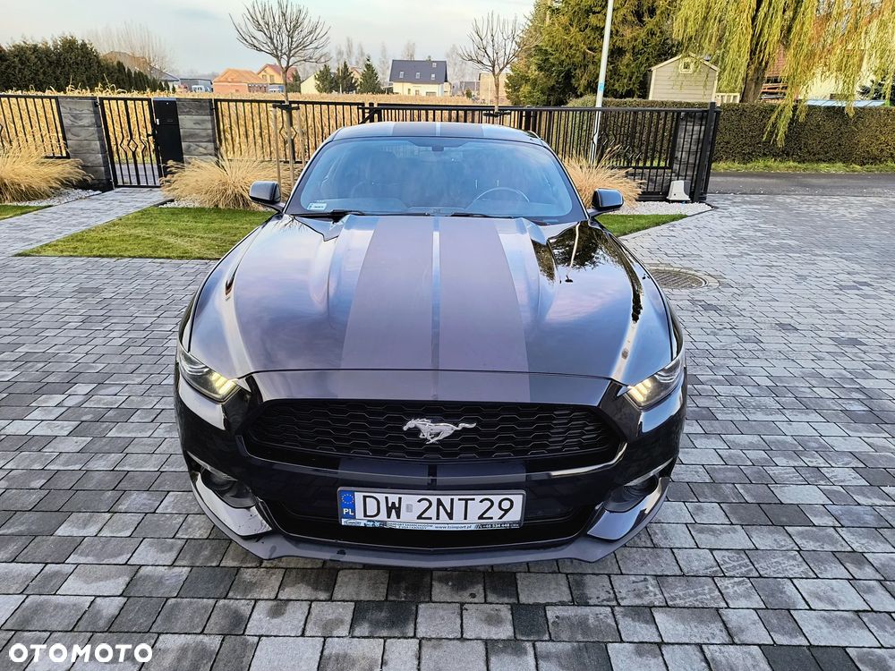 Ford Mustang 2.3 Eco Boost - 4