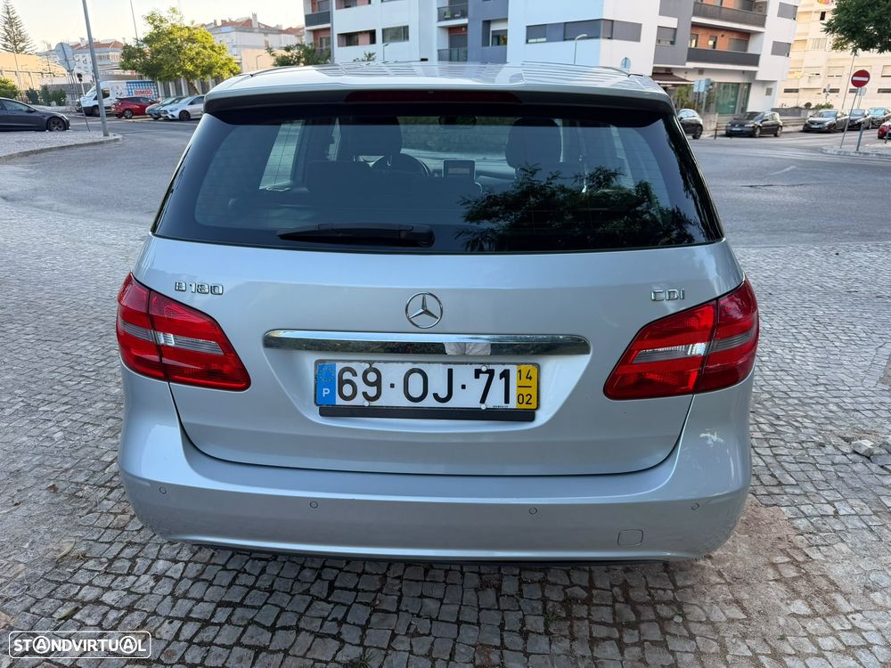 Mercedes-Benz B 180 CDI BlueEFFICIENCY - 19