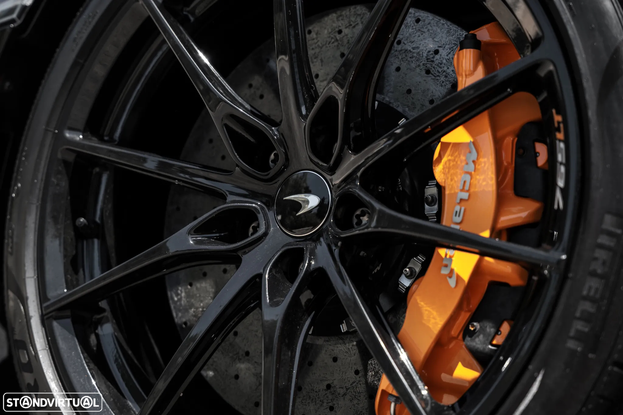 McLaren 765LT - 12