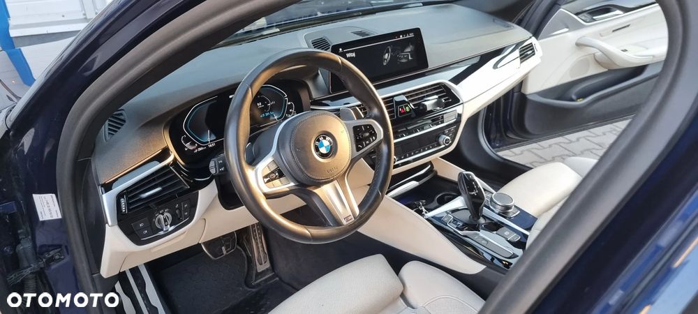 BMW Seria 5 - 21