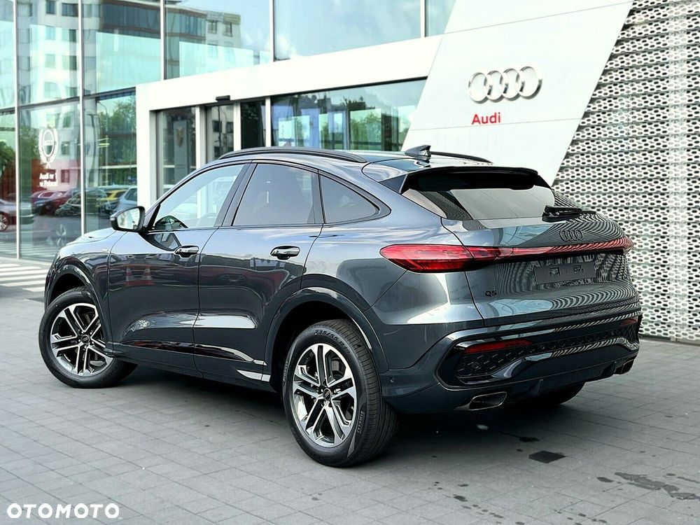 Audi Q5 Sportback - 3
