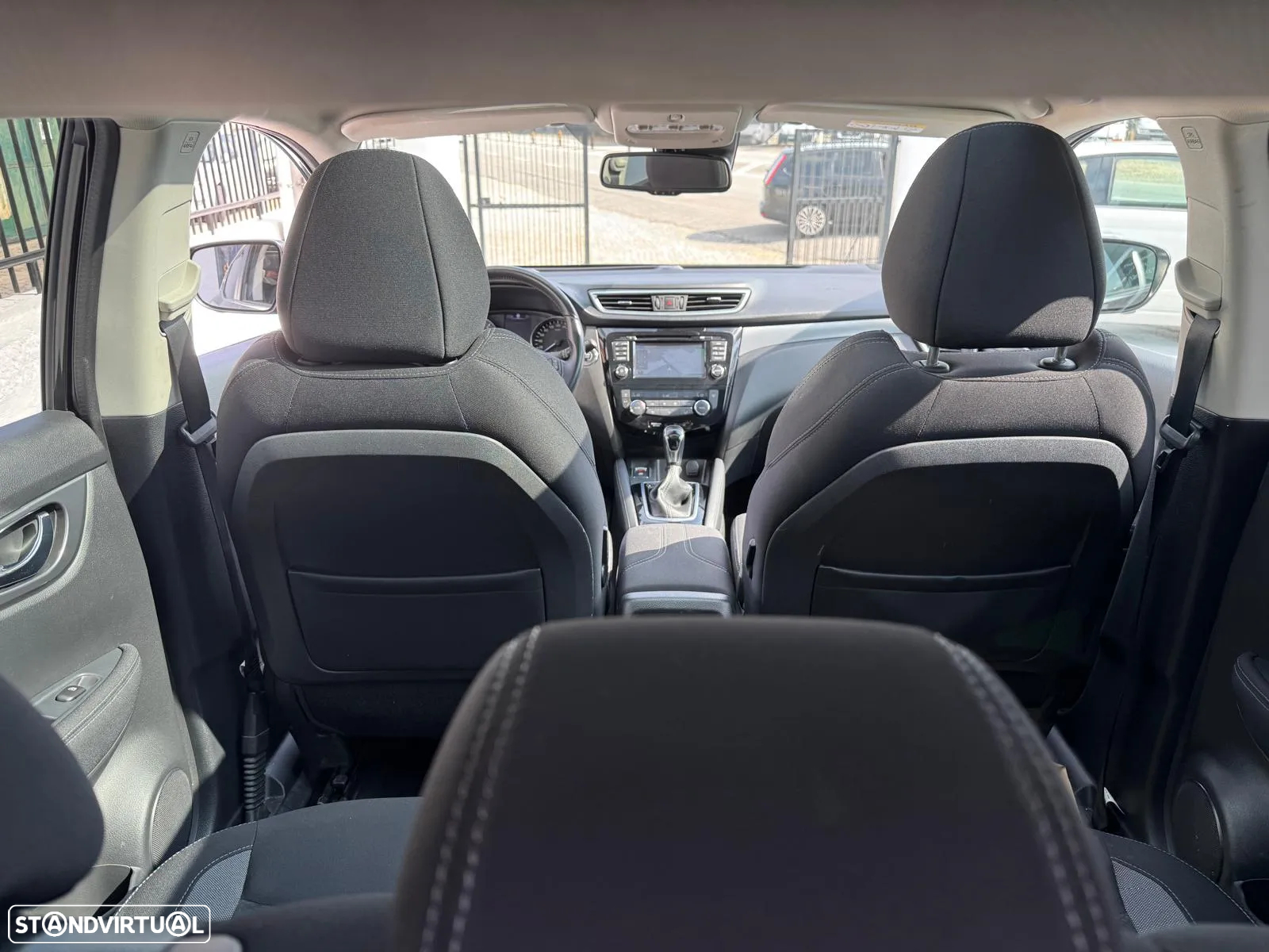 Nissan Qashqai - 23