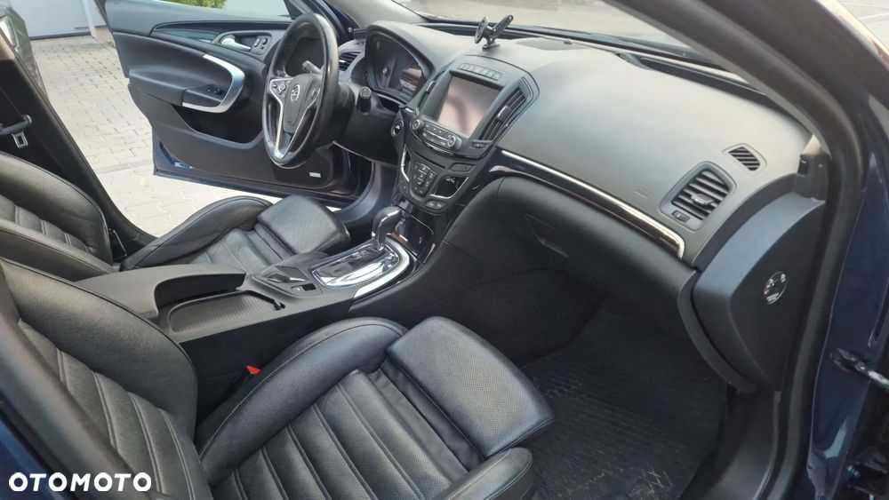 Opel Insignia 2.0 CDTI - 22