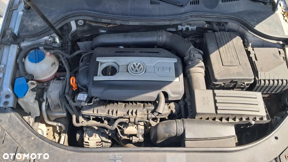 Volkswagen Passat 1.8 TSI Individual - 11