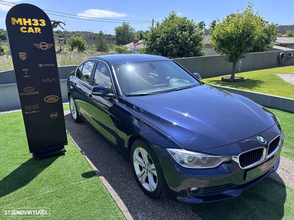 BMW 320 d Luxury Line - 4