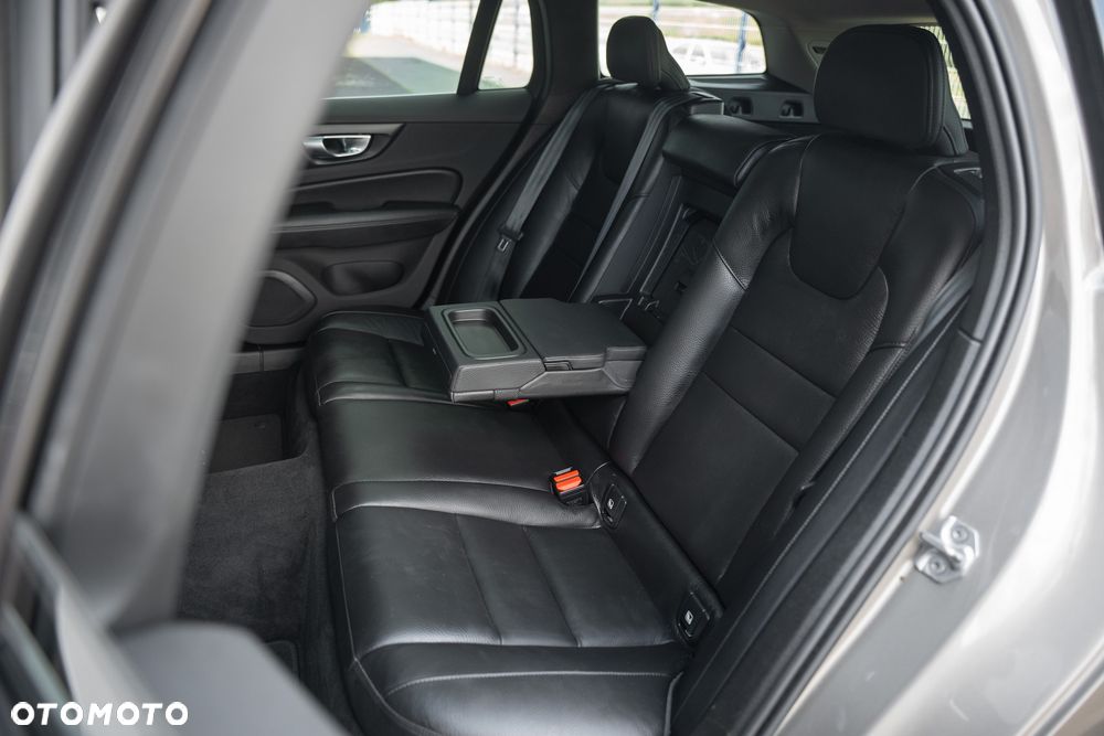 Volvo V60 B3 B Geartronic Inscription - 35
