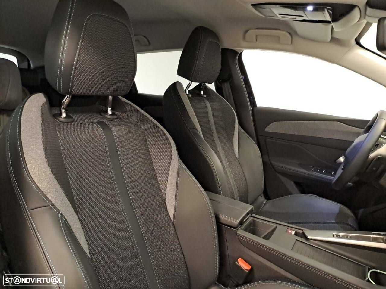 Peugeot 308 1.2 PureTech Allure EAT8 - 8
