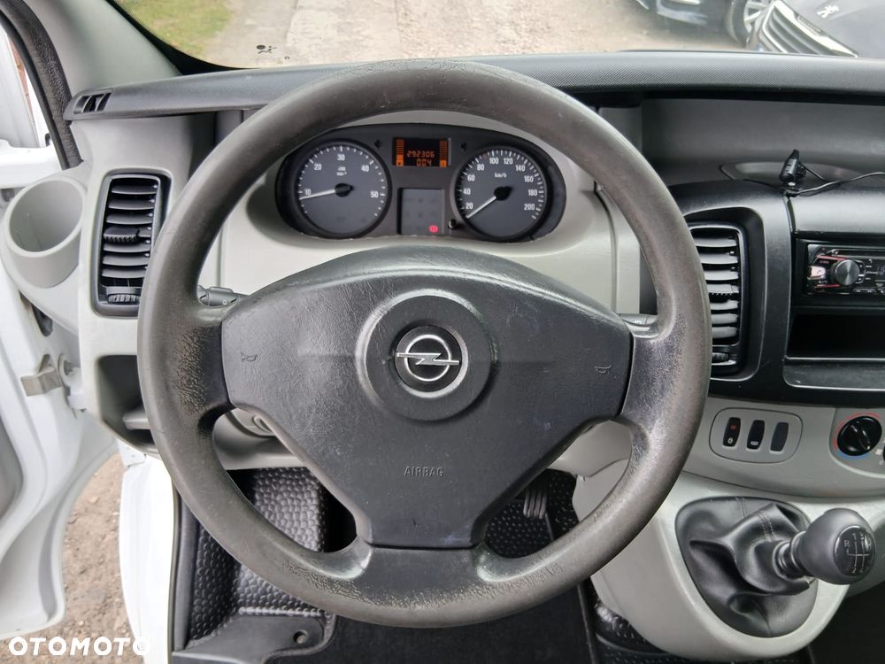 Opel VIVARO - 27