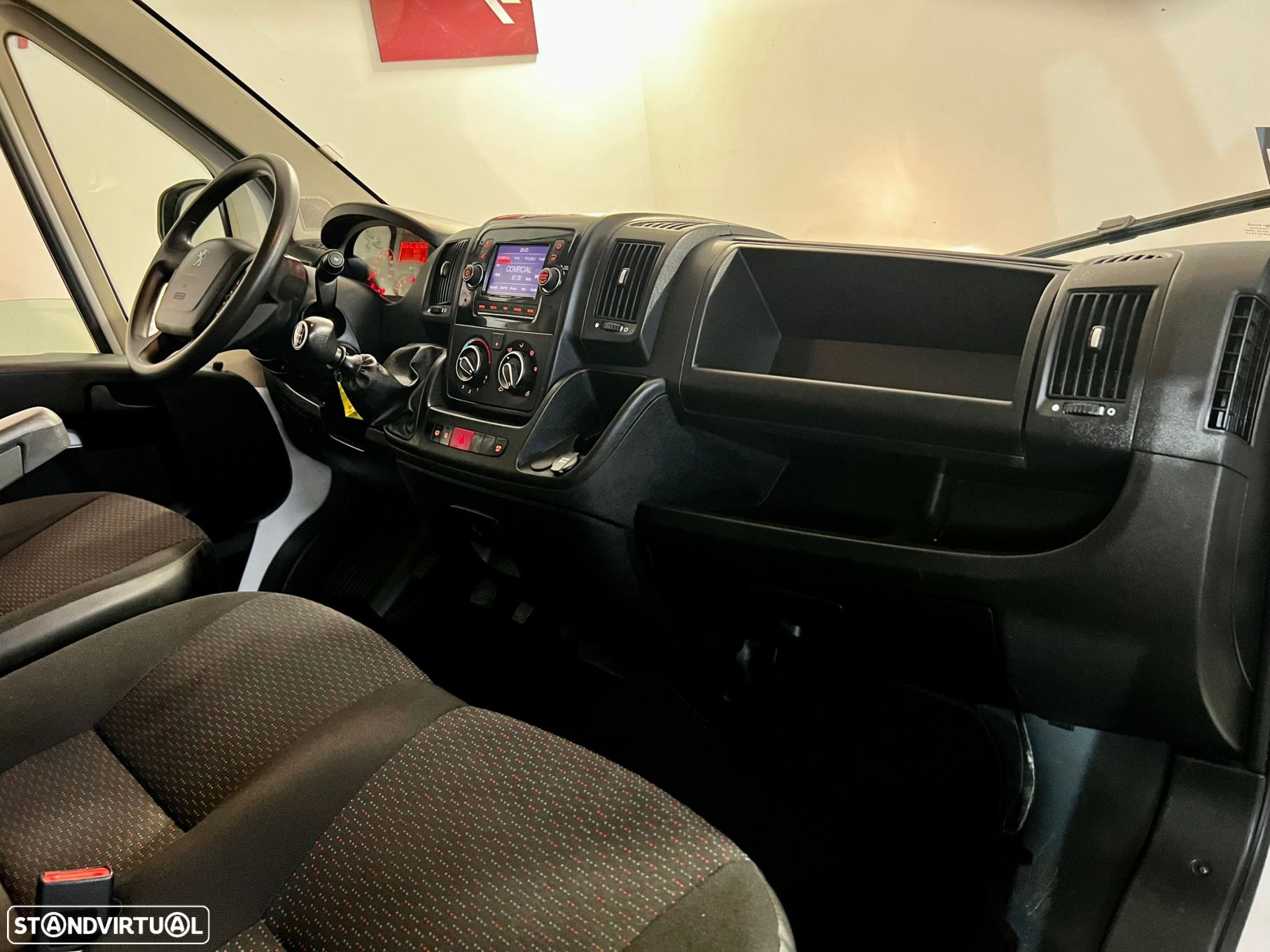 Peugeot Boxer 2.2 BlueHDi 333 L2 CD - 16