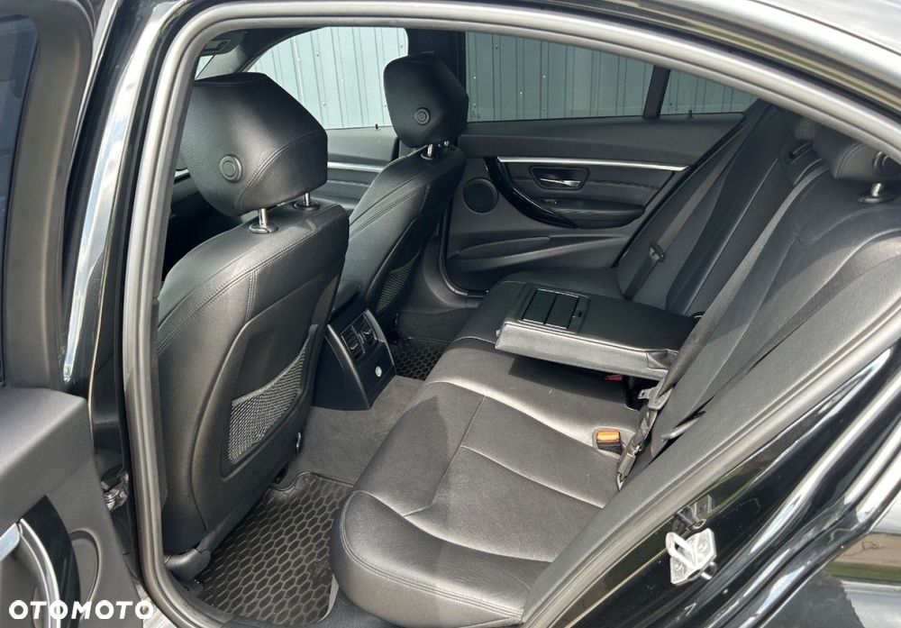 BMW Seria 3 - 14