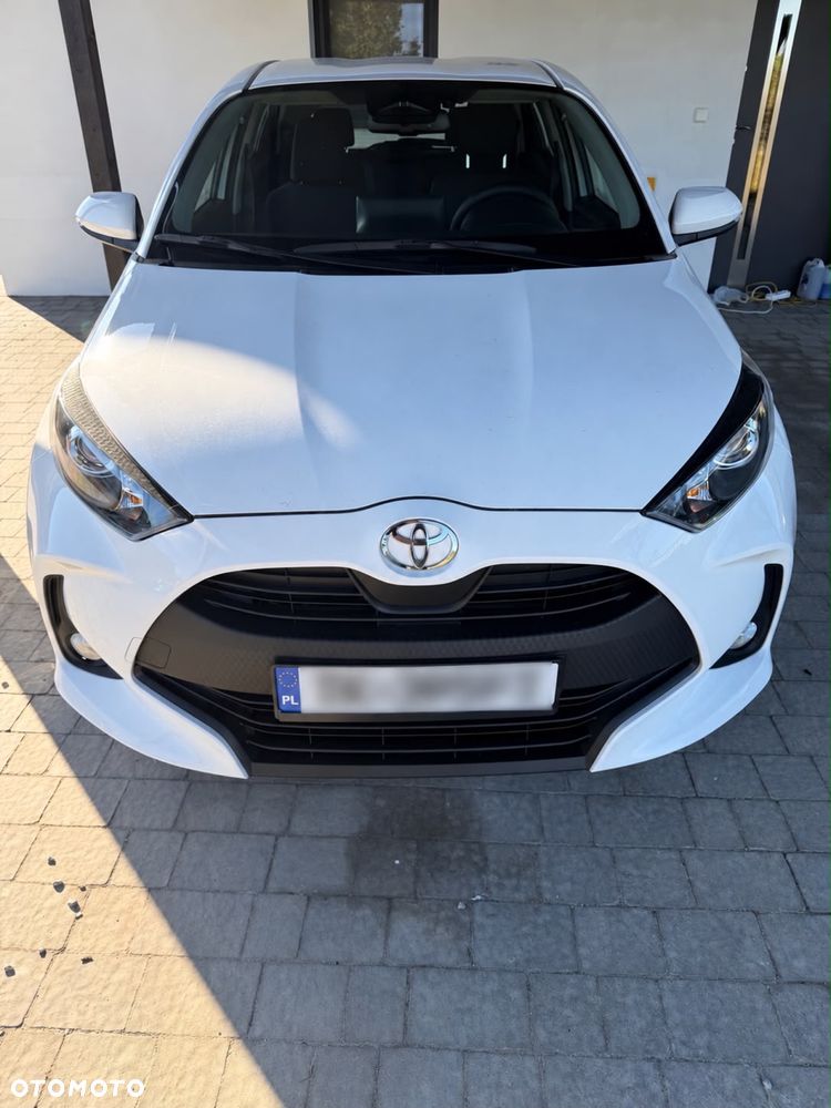 Toyota Yaris 2025 photo 2