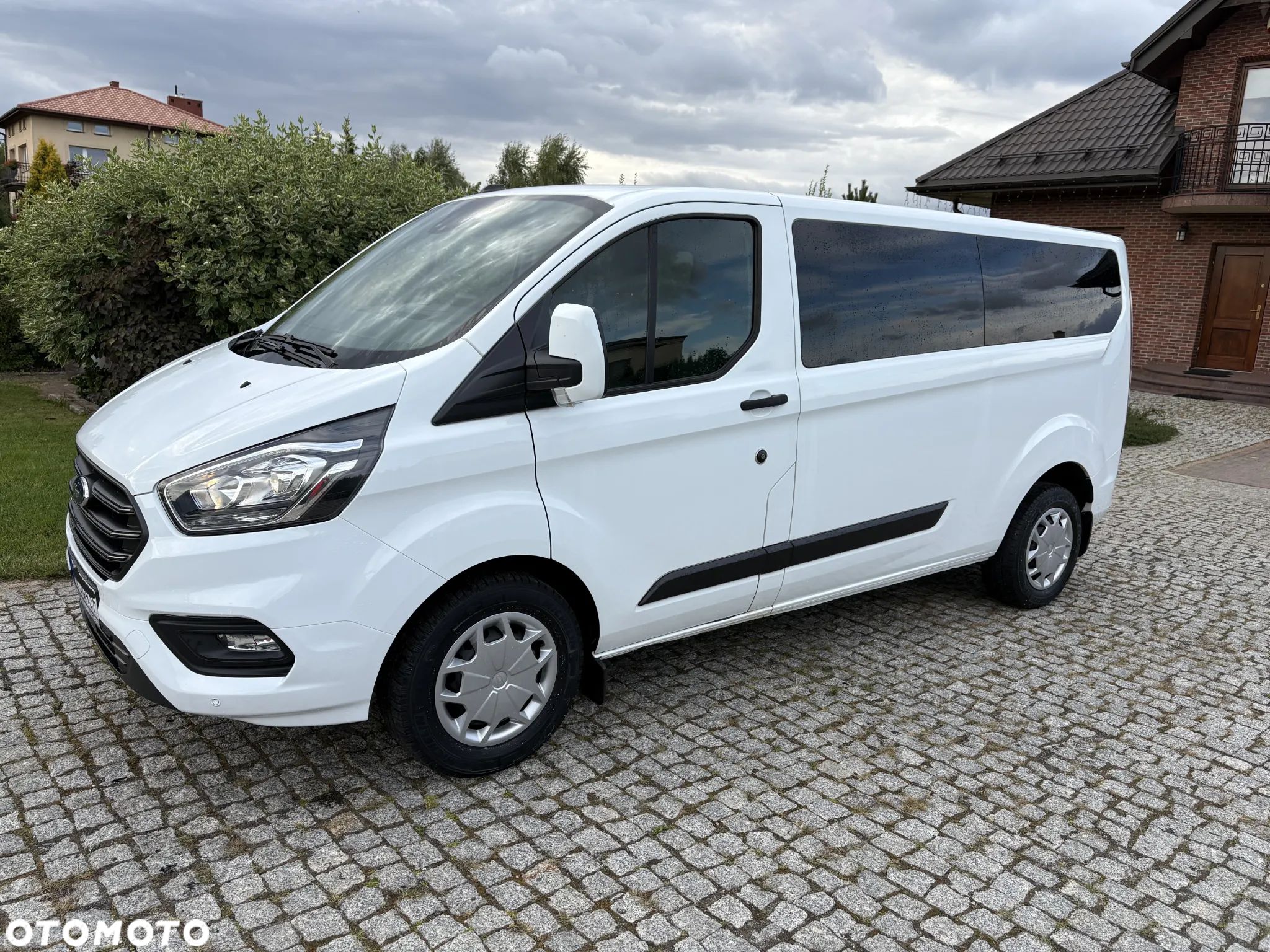 Ford Transit Custom Kombi 320 L2H1 Trend - 1