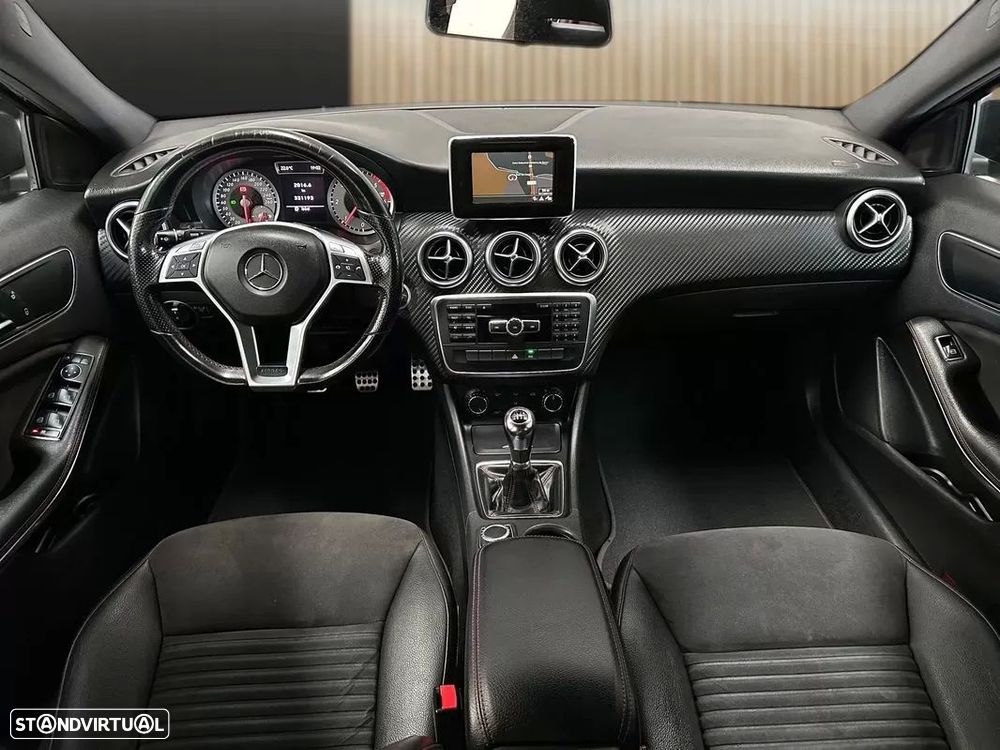 Mercedes-Benz A 180 d AMG Line - 9