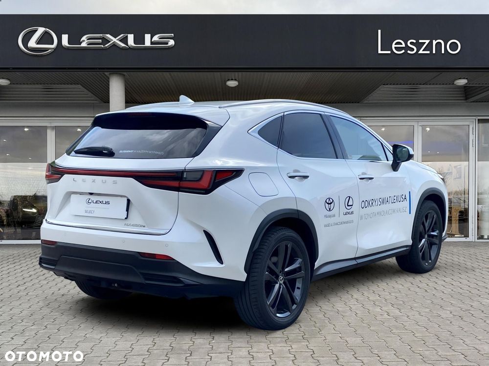 Lexus NX - 3