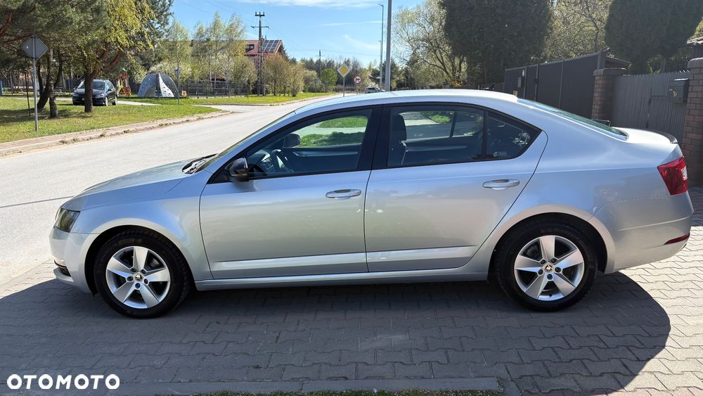 Skoda Octavia 1.5 TSI ACT Ambition - 8