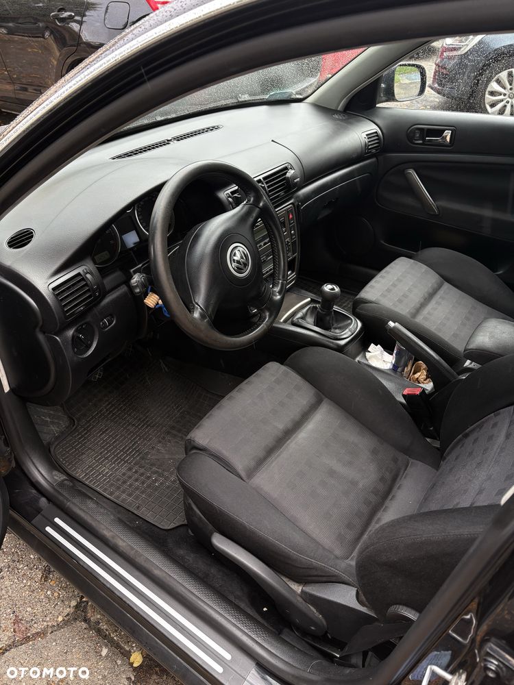 Volkswagen Passat - 7