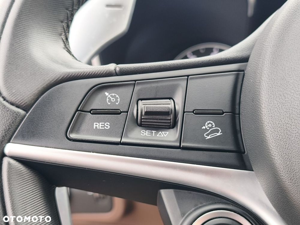 Alfa Romeo Stelvio 2.0 Turbo 16V AT8-Q4 Super - 31