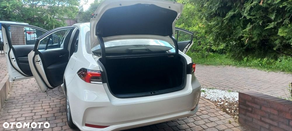 Toyota Corolla 1.8 Hybrid GPF Comfort - 24