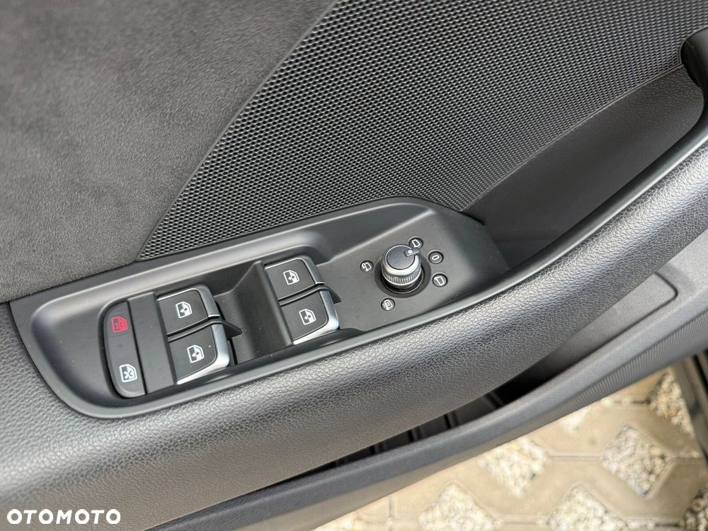 Audi A3 Sportback 35 TFSI mHEV S Line S tronic - 14