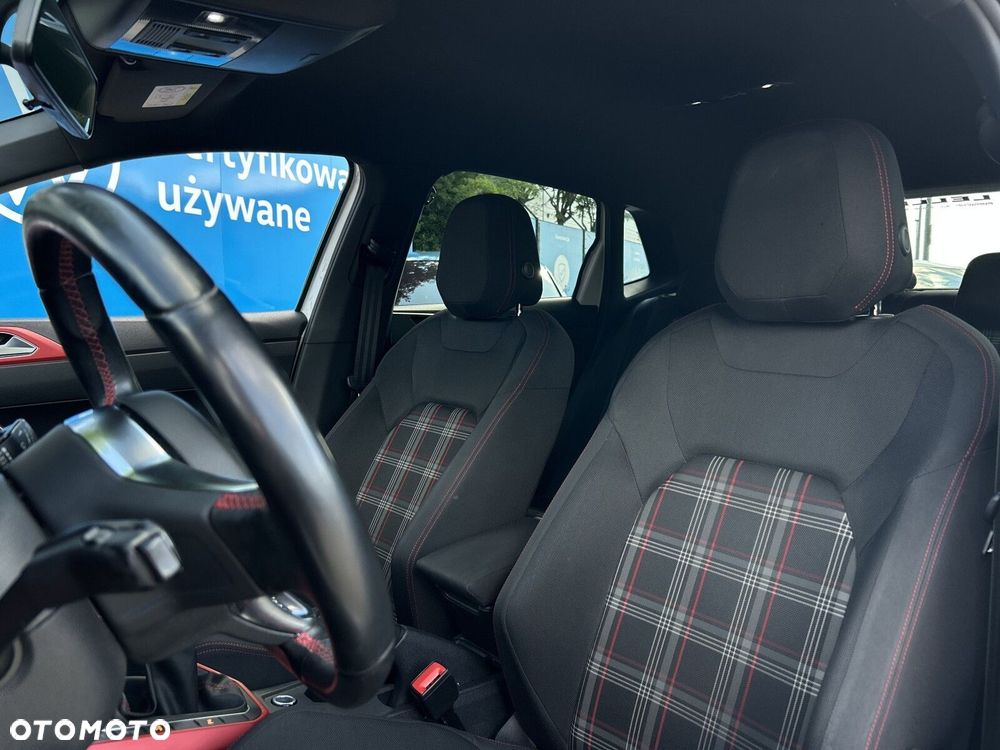 Volkswagen Polo 2.0 TSI GTI - 12