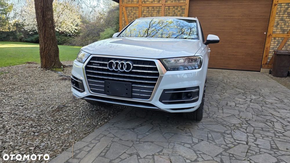 Audi Q7 - 6