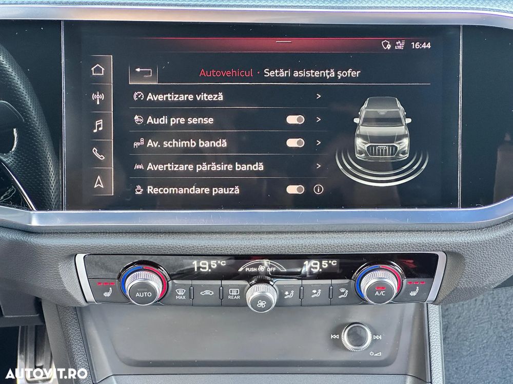 Audi Q3 2.0 35 TDI S tronic S Line - 30