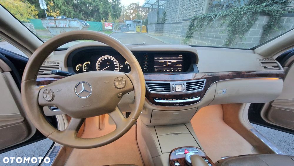 Mercedes-Benz Klasa S 320 CDI 4-Matic - 17