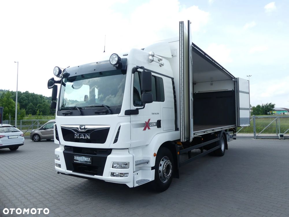 MAN TGM 18.290 / EURO 6 / KONTENER + WINDA / OTWIERANY BOK /