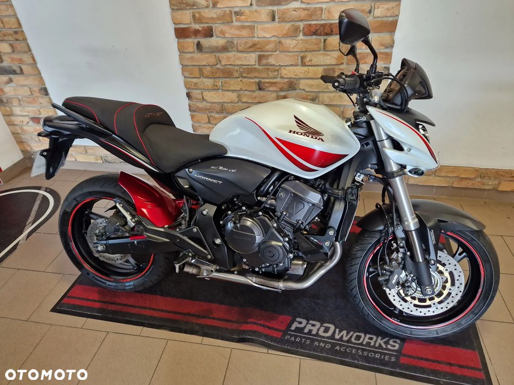 Honda Hornet - 2