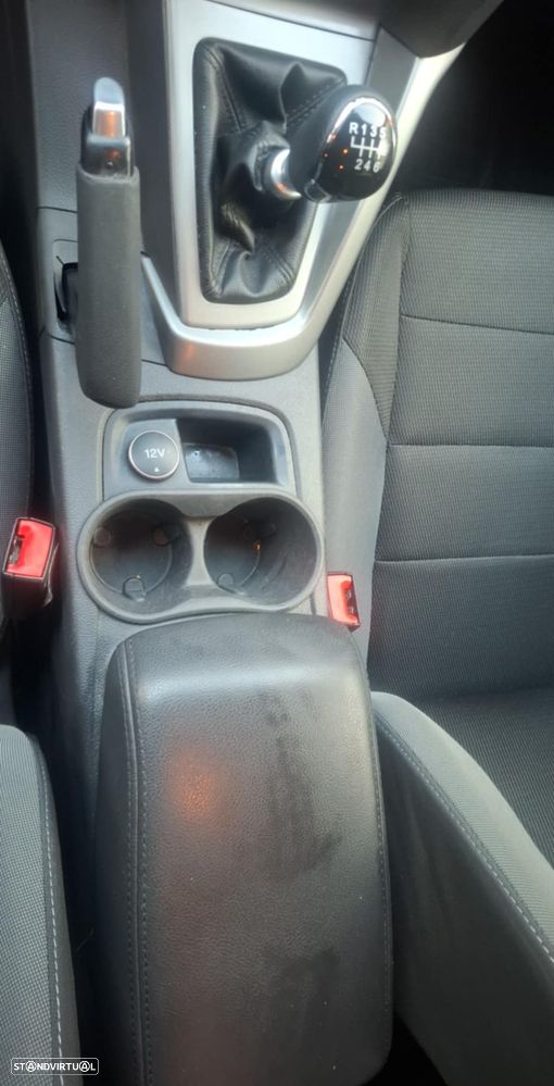 Ford Focus SW 1.6 TDCi ECOnetic 88g S&S Trend - 16