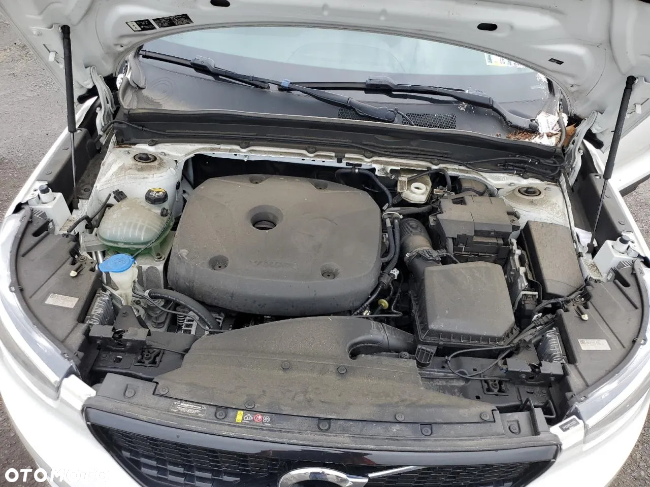 Volvo XC 40 T5 AWD R-Design - 8