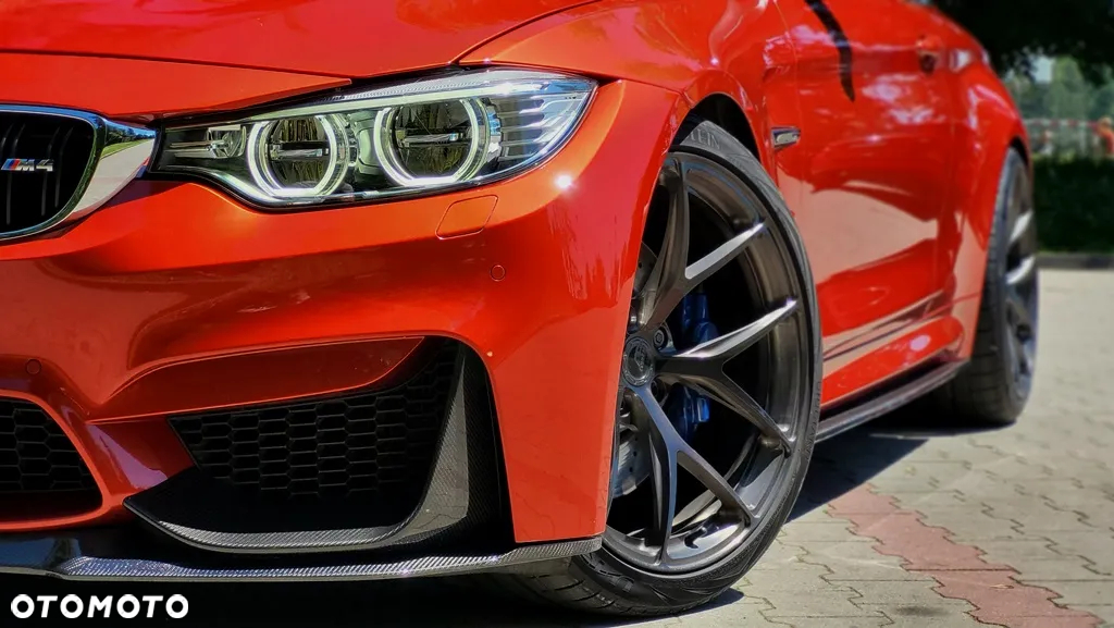 BMW M4 Standard - 9