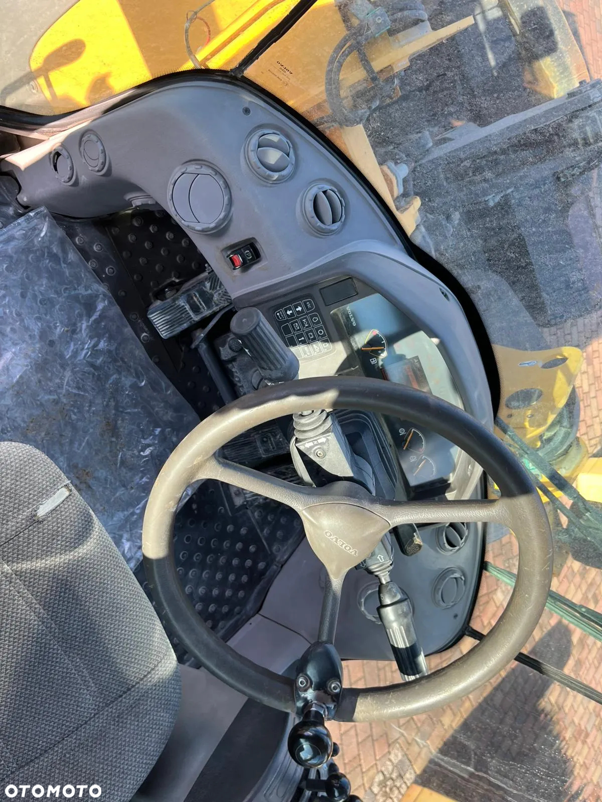 Volvo L60F - 19
