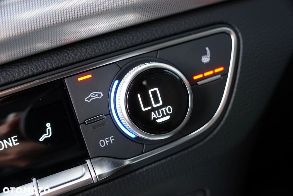 Audi Q5 40 TDI quattro S tronic S line - 28