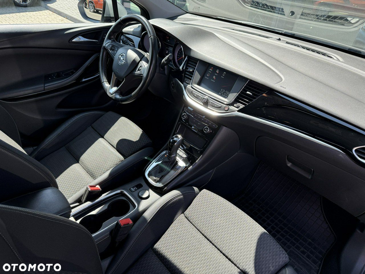 Opel Astra - 11