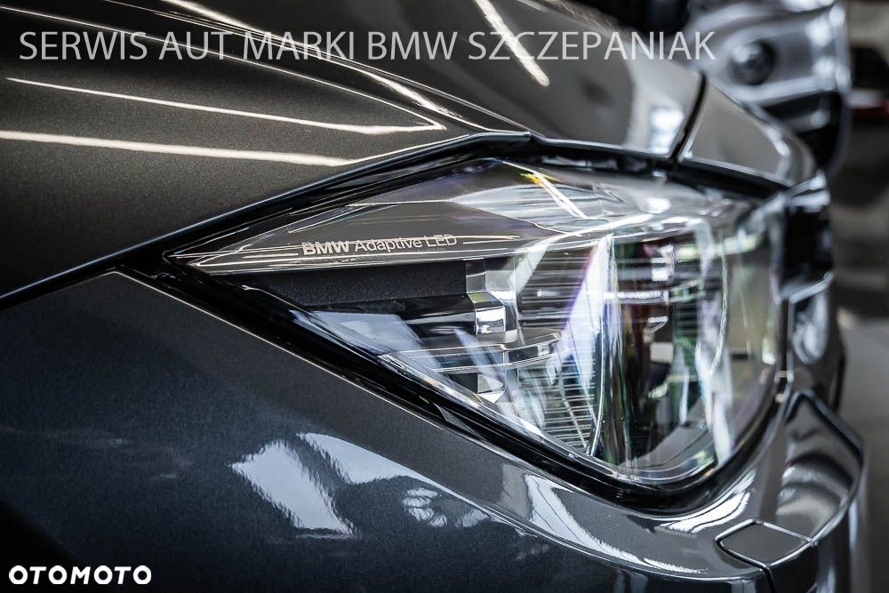 BMW Seria 3 330i M Sport - 5