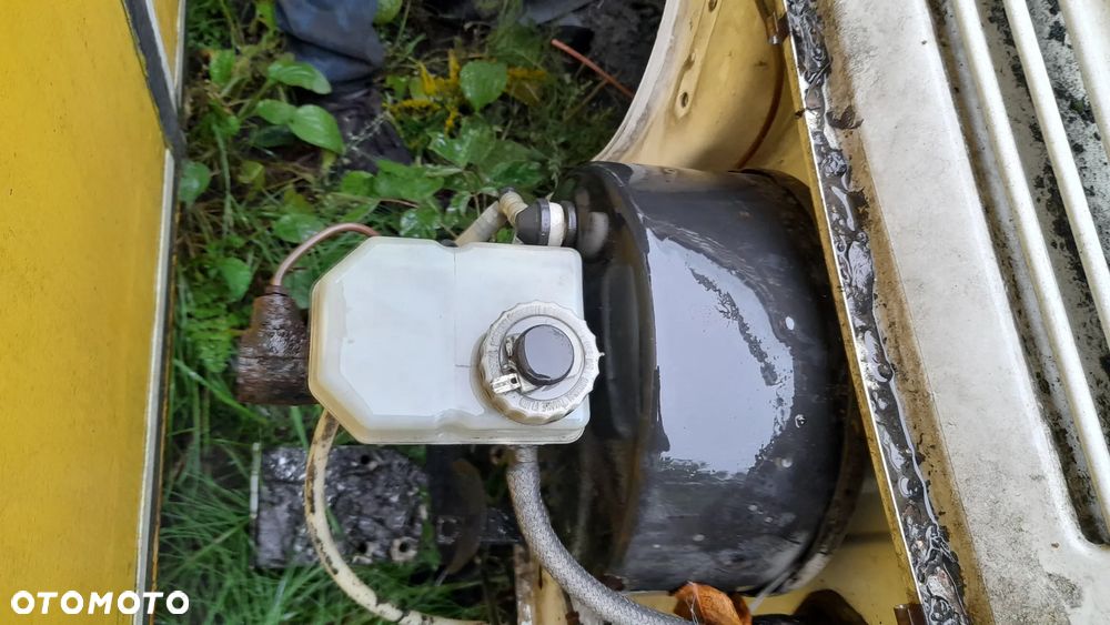 SERWO + POMPA MERCEDES T1 KACZKA