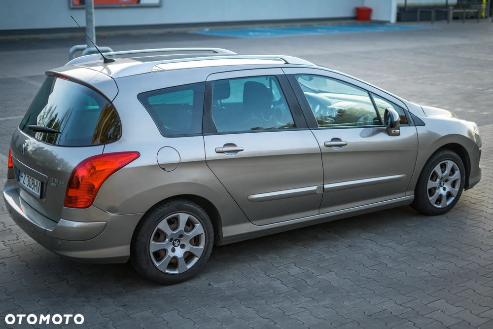 Peugeot 308 - 7