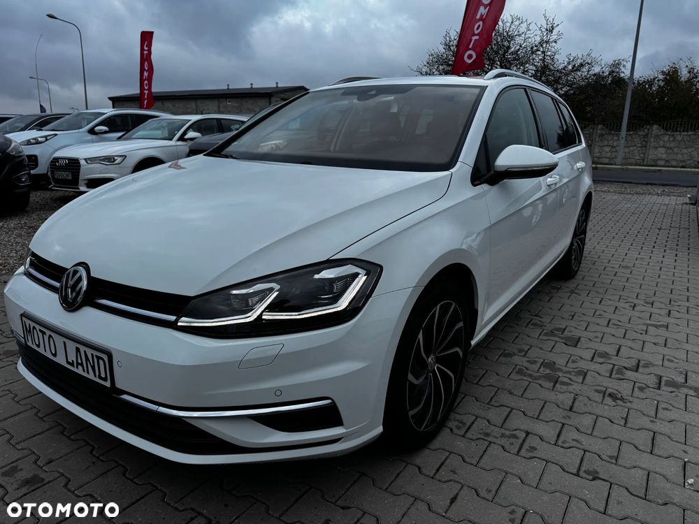 Volkswagen Golf 1.5 TSI ACT DSG Sound - 2