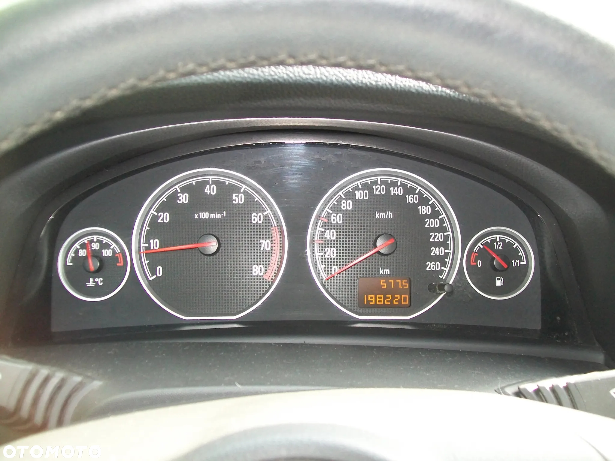 Opel Vectra 1.8 - 15