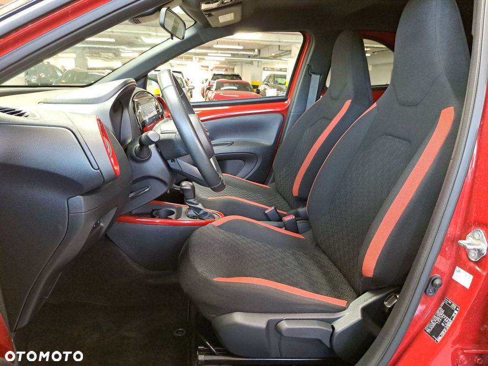 Toyota Aygo X 1.0 VVT-i Style CVT - 12