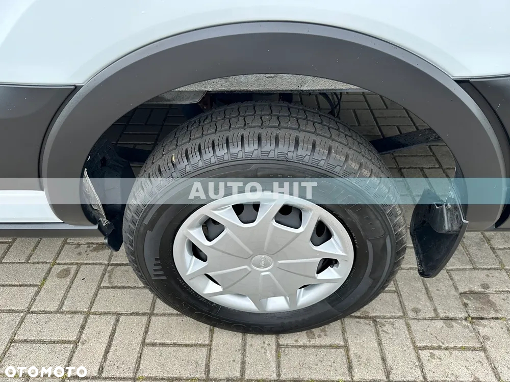 Ford Transit - 18