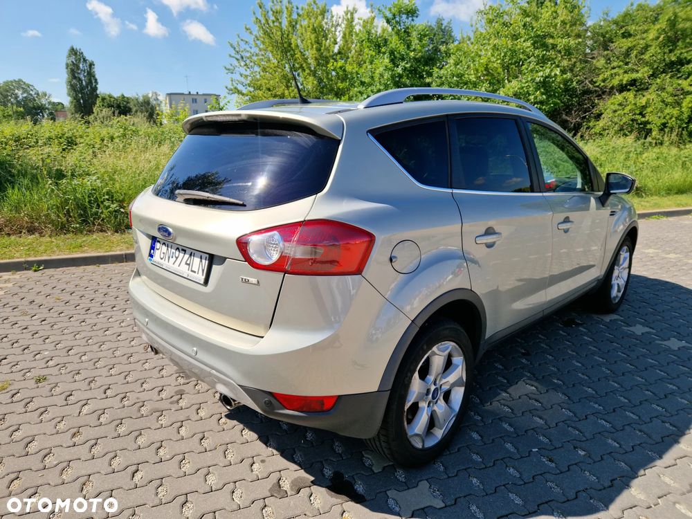 Ford Kuga 2.0 TDCi Titanium - 3