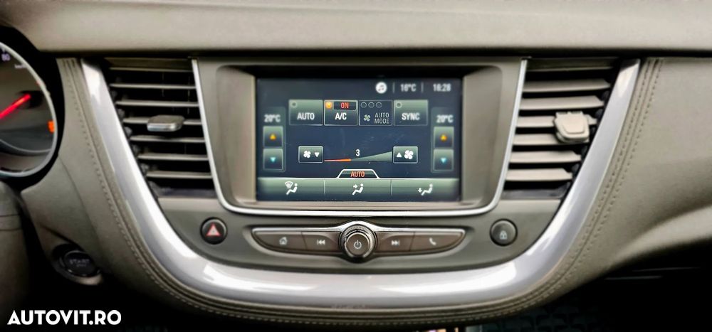 Opel Grandland X 1.2 Turbo START/STOP Aut. Innovation - 21