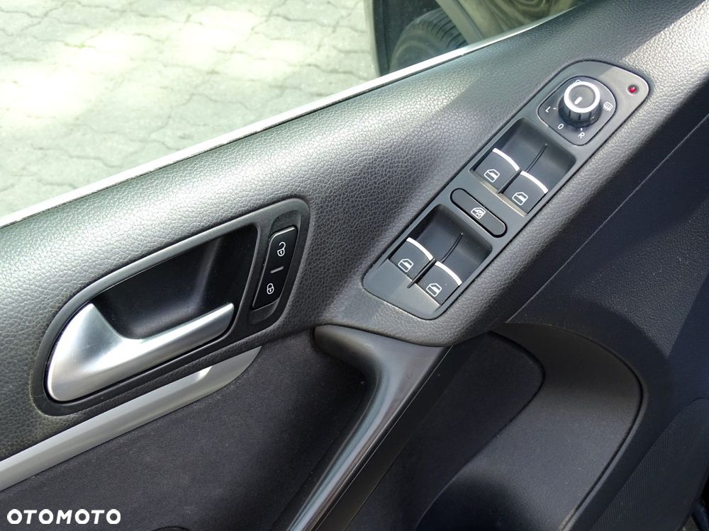 Volkswagen Tiguan 2.0 TDI DPF BlueMotion Technology Life - 9
