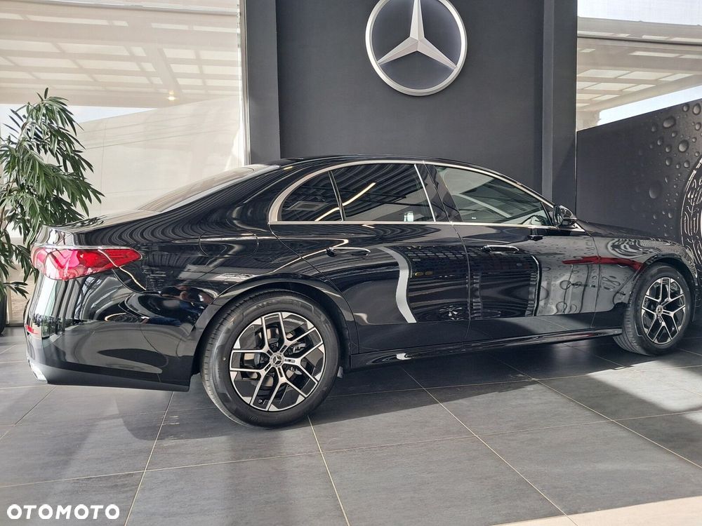Mercedes-Benz Klasa E - 26