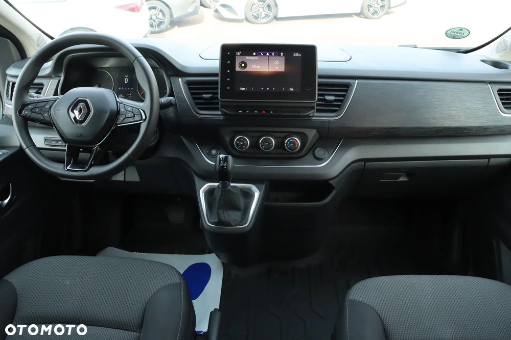 Renault Trafic - 16