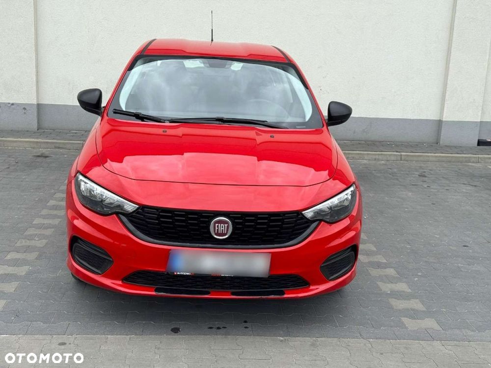 Fiat Tipo - 12